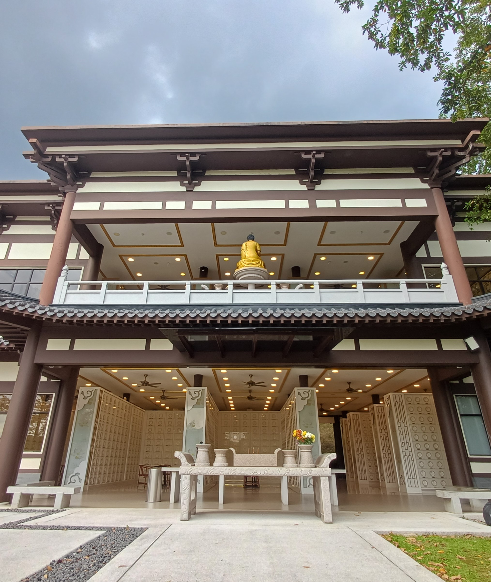 Columbarium 骨灰殿